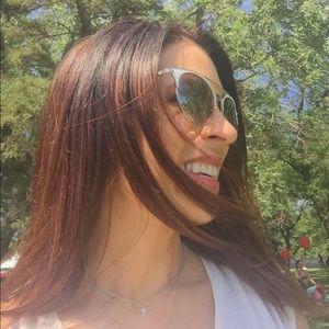 Meet your Posher, Lori